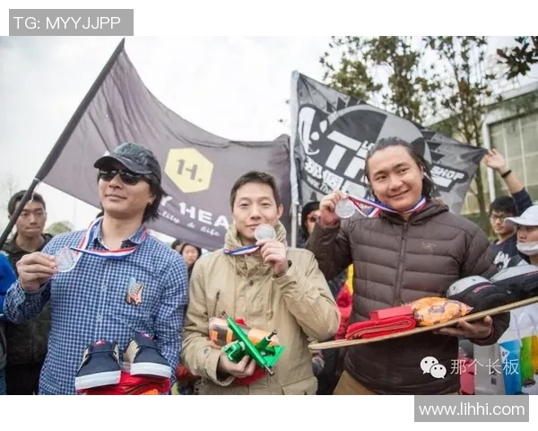 重庆滑板队在城市马拉松中的耐力挑战与精彩表现分析